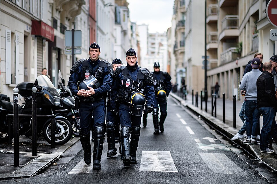 Neoness — Paris