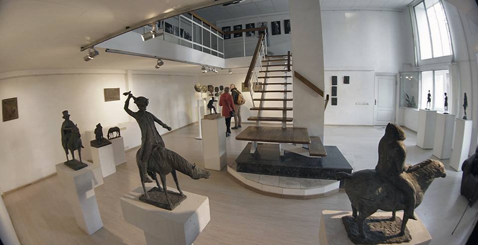Харківська художня галерея ім. С. В. Васильківського (Kharkiv Municipal Gallery)