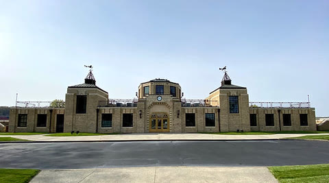 Akron-Washington County Airport