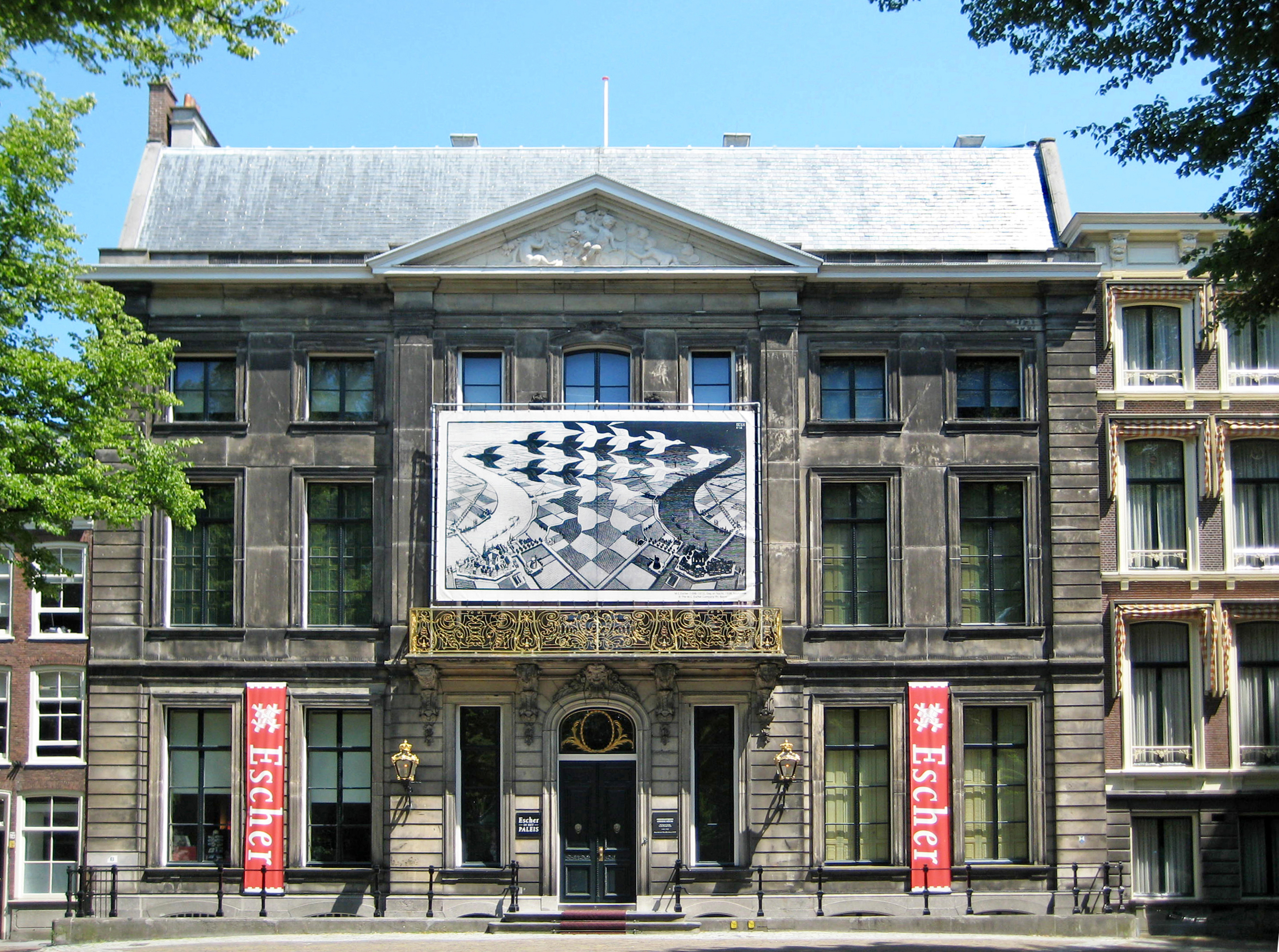 Escher in Het Paleis — Гаага