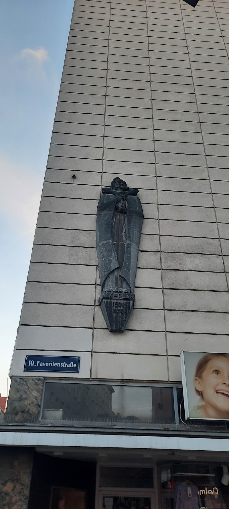 Kepler Statue