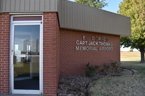 Captain Jack Thomas/El Dorado Airport