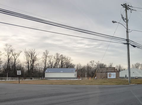 Chester County G. O. Carlson Airport