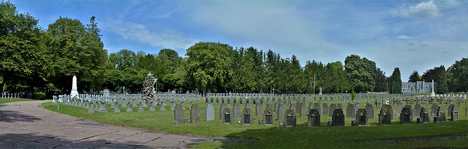 Military plots of Robermont Cemetery
