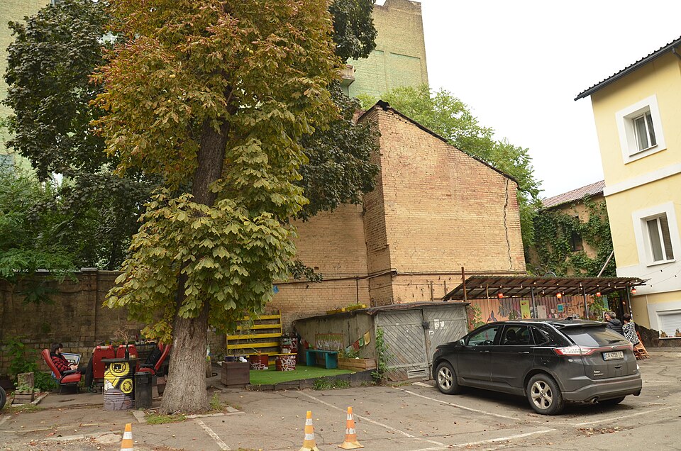 Squat17 — Київ