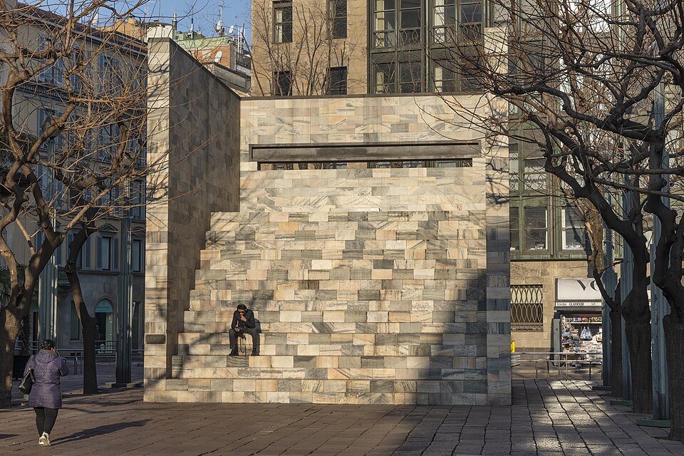 Monumento a Sandro Pertini — Мілан