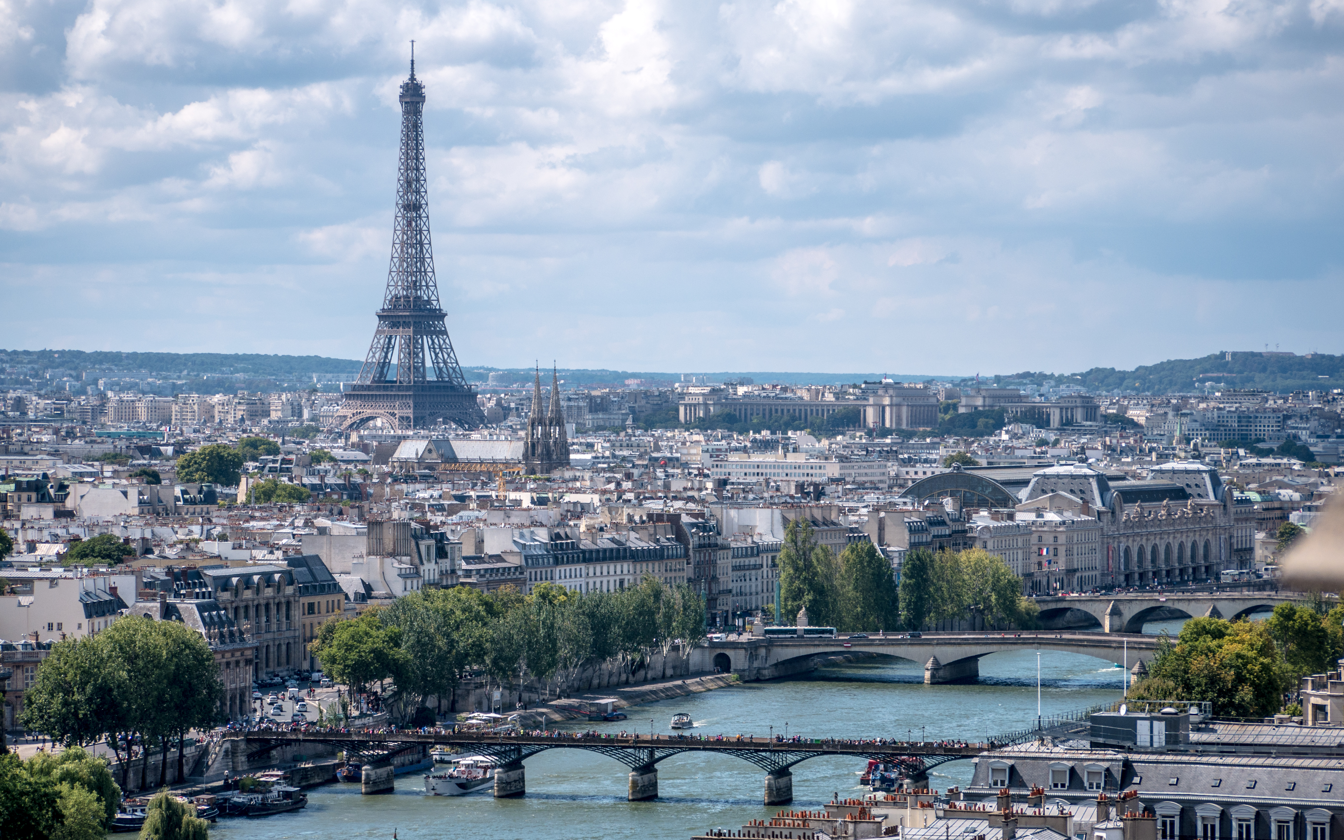 Сучасна паризька пральня — Paris